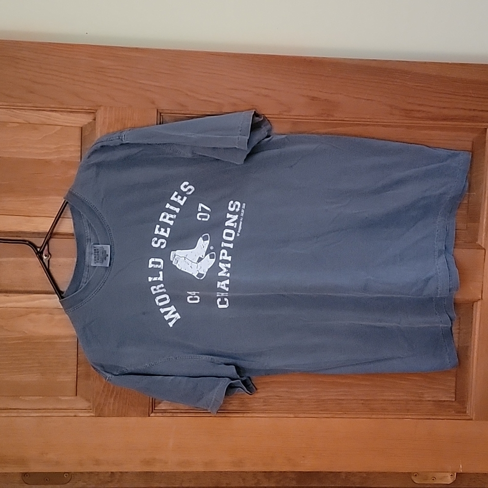 Red Sox '04, '07 World Series tee